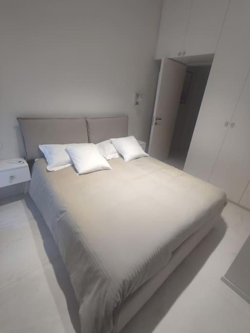 Appartamento Aporti Milano Esterno foto